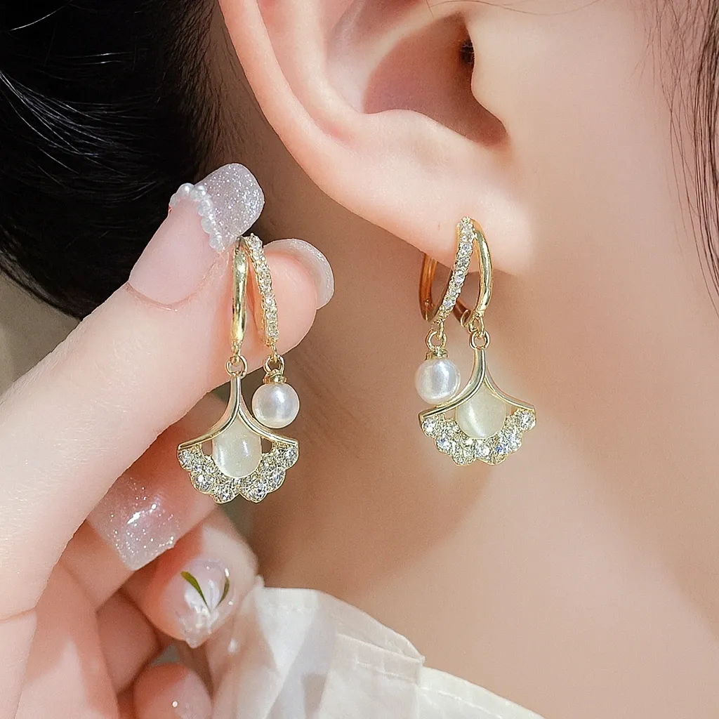 ChatGPT Image Nov 25, 2025, 12_46_28 PM.webp