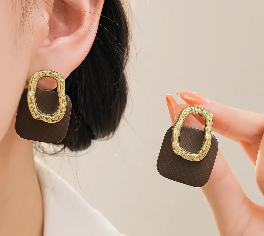 ChatGPT Image Nov 25, 2025, 12_58_39 PM.webp