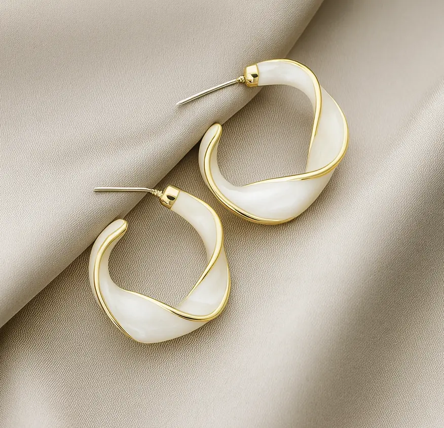 Aurelia Wave Hoop Earrings