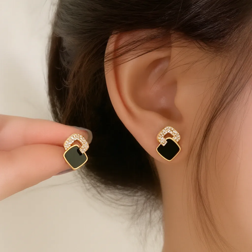 Noir Glitz Geo Studs