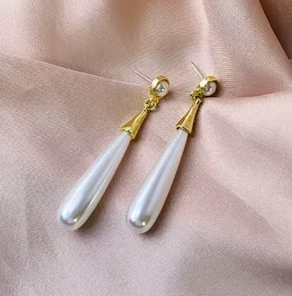 Ivory Teardrop Pearl Drops