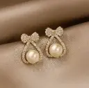 Bow Grace Pearl Studs